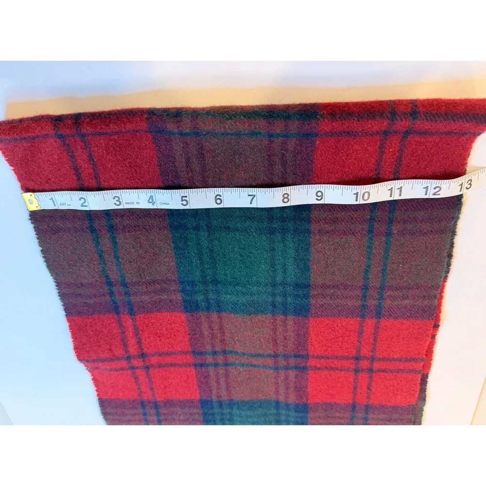 Britches Great Outdoors Lambswool Scarf Red Green Plaid Made in Italy Fringe